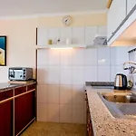Stunning View 2 Bed Family Διαμέρισμα *