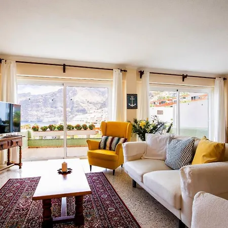 Stunning View 2 Bed Family 아파트
