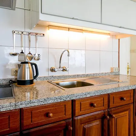 아파트 Stunning View 2 Bed Family *